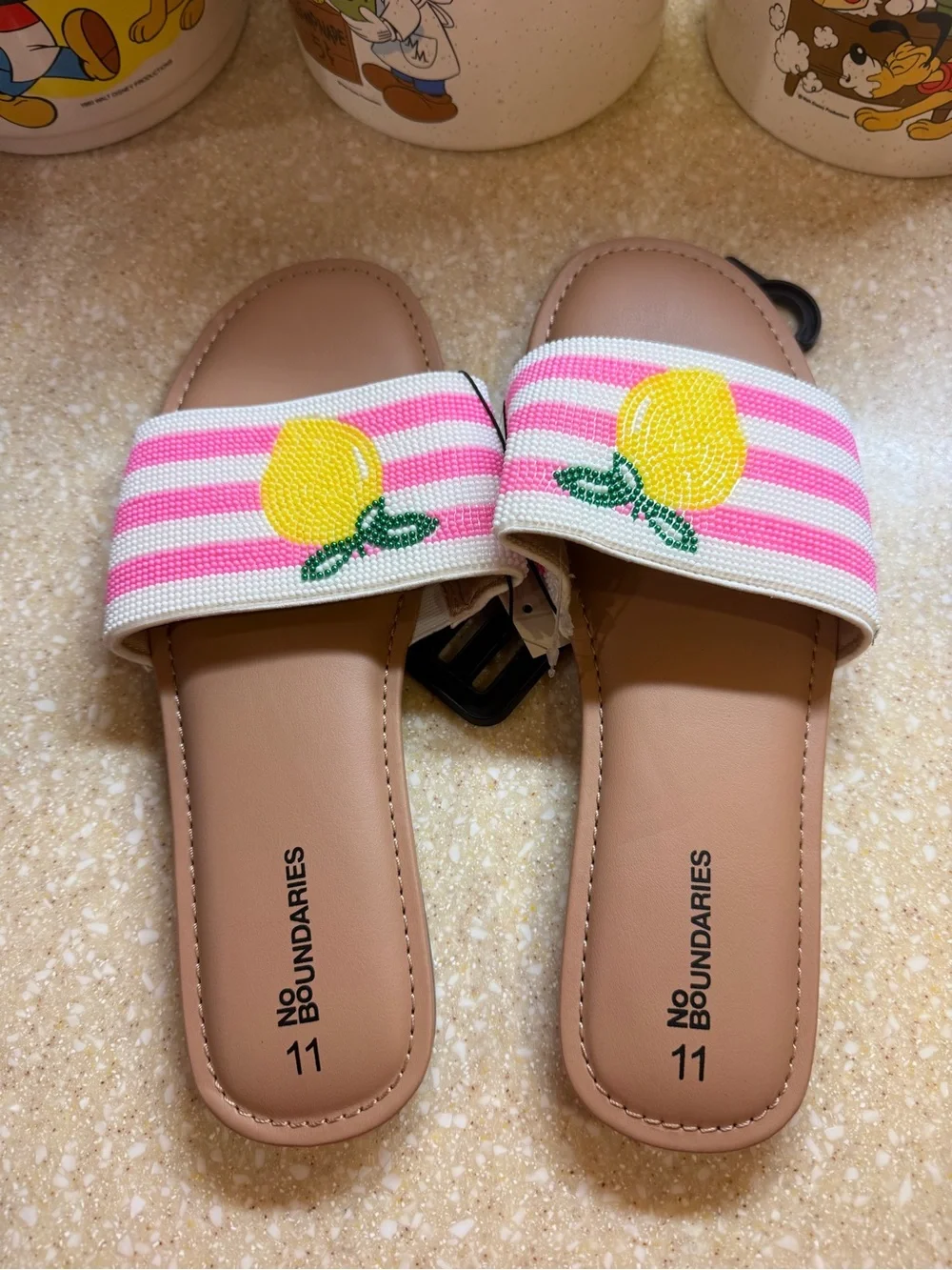 No Boundaries Pink & White Beaded Slide Sandals with Yellow Lemon Women’s Sz 11